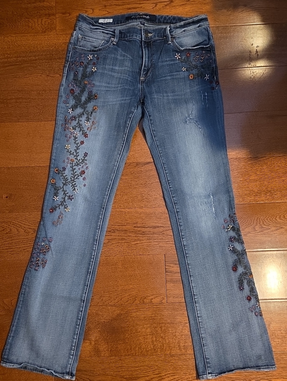 Driftwood Kelly Strawberry Blossom Bootcut Jeans 29